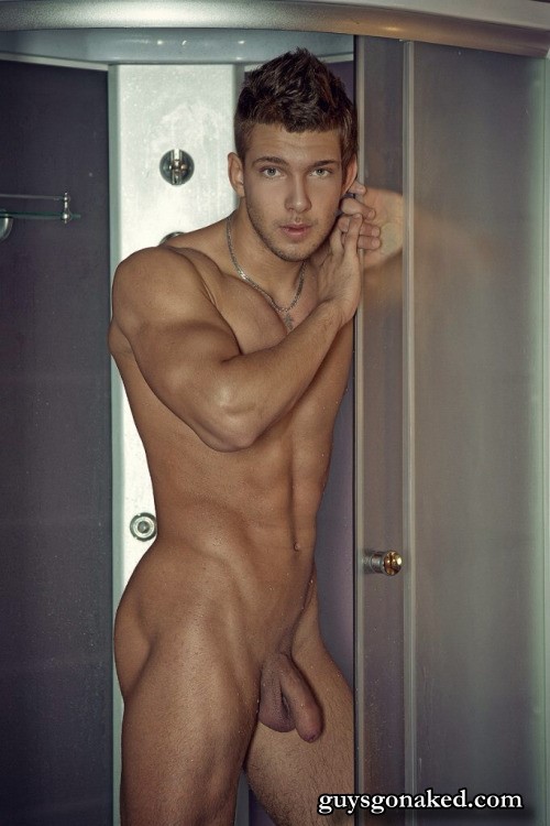 Attractive muscle guy naked